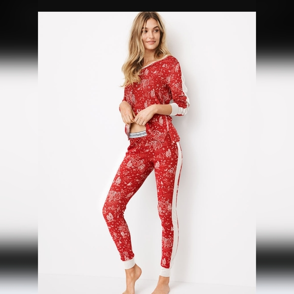 💋5/20 Victorias secret nite top small - Picture 1 of 3